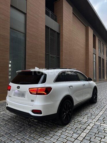 Kia Sorento-5