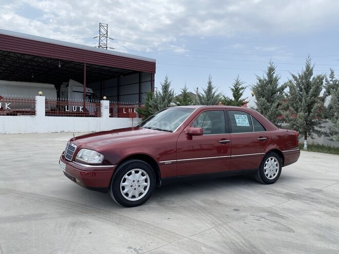 Mercedes C 180 1995, 615,736 km - 1.8 l - Sabirabad