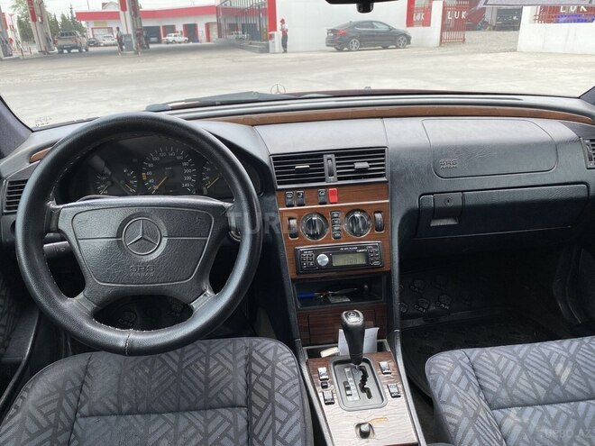Mercedes C 180 1995, 615,736 km - 1.8 l - Sabirabad