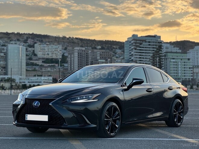 Lexus ES 300h 2022, 57,000 km - 2.5 l - Bakı