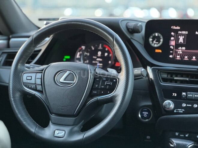 Lexus ES 300h 2022, 57,000 km - 2.5 l - Bakı