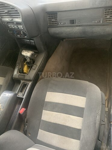 BMW 320 1993, 393,657 km - 2.0 l - Hacıqabul