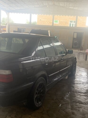 BMW 320 1993, 393,657 km - 2.0 l - Hacıqabul