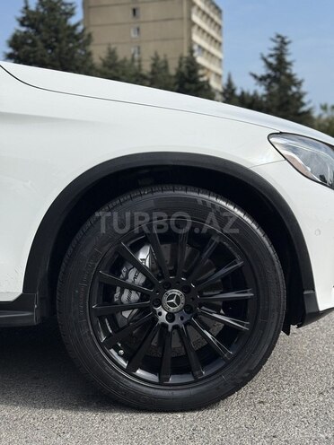 Mercedes GLC 300 4MATIC Coupe 2019, 170,000 km - 2.0 l - Bakı