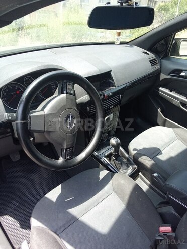 Opel Astra 2005, 255,300 km - 1.4 l - Bakı