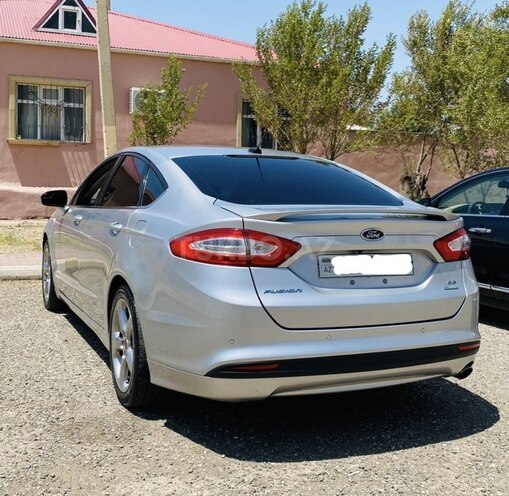 Ford Fusion (North America) 2013, 209,800 km - 1.6 l - Naxçıvan