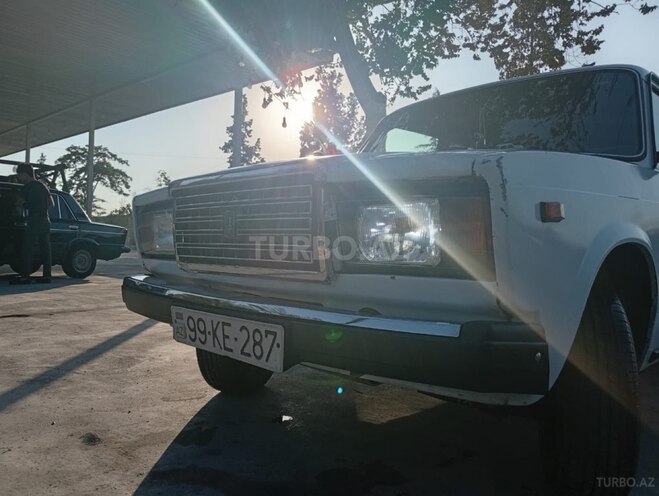 LADA (VAZ) 2107 2004, 75,000 km - 1.5 л - Ucar
