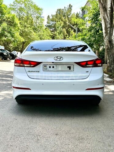 Hyundai Avante 2018, 103,000 km - 1.6 l - Bakı