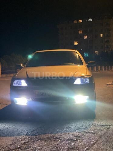 Opel Astra 1998, 286,000 km - 1.6 l - Zaqatala