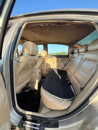 Volkswagen Passat 2004, 286,000 km - 1.8 l - Bakı