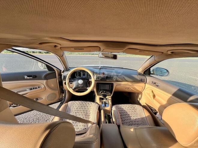 Volkswagen Passat 2004, 286,000 km - 1.8 l - Bakı
