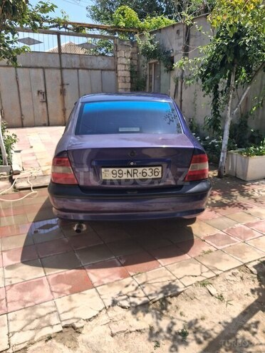 Opel Vectra 1996, 300,000 km - 2.0 l - Bakı