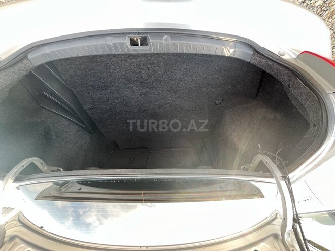 Toyota Corolla 2010, 370,000 km - 1.4 l - Tovuz