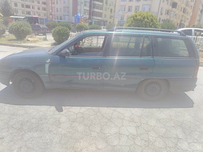 Opel Astra 1995, 350,000 km - 1.6 l - Bakı