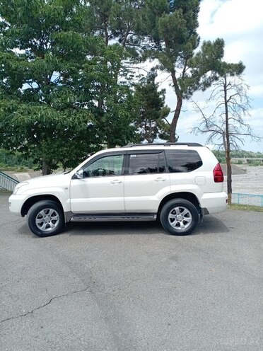 Toyota Land Cruiser Prado 2008, 230,000 km - 2.7 l - Quba