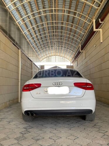 Audi A4 2013, 990,000 km - 2.0 l - Bakı
