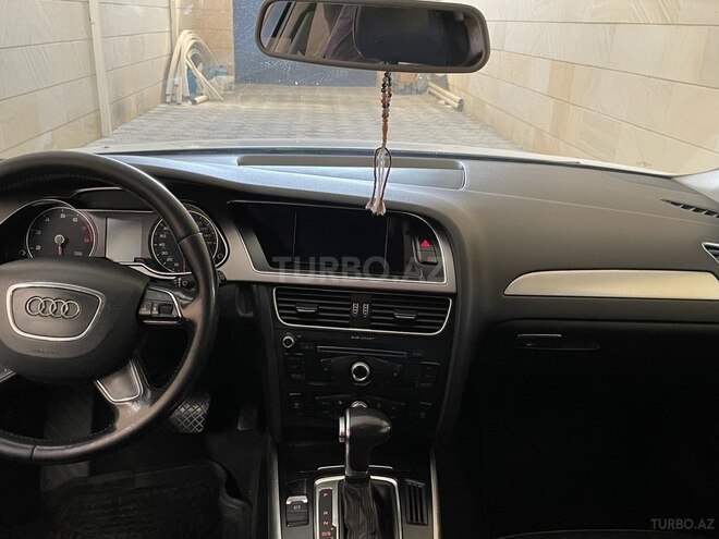 Audi A4 2013, 990,000 km - 2.0 l - Bakı