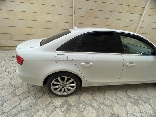 Audi A4 2013, 990,000 km - 2.0 l - Bakı