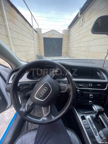 Audi A4 2013, 990,000 km - 2.0 l - Bakı