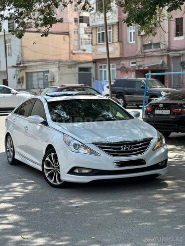 Hyundai Sonata-1