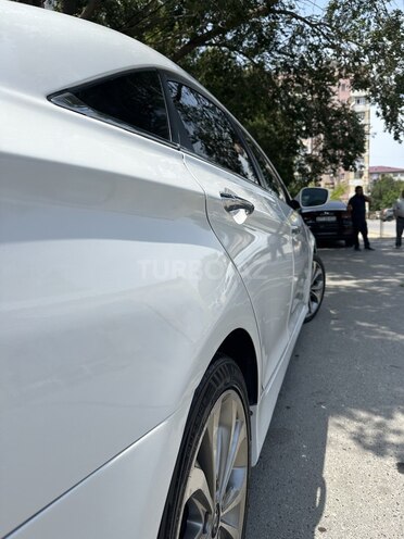 Hyundai Sonata-6