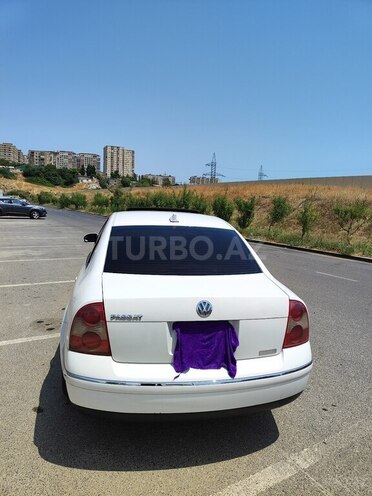 Volkswagen Passat 2003, 195,361 km - 1.8 l - Bakı