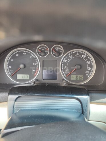 Volkswagen Passat 2003, 195,361 km - 1.8 l - Bakı