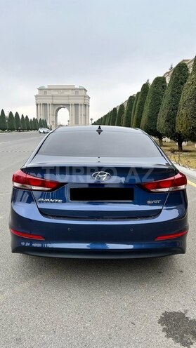 Hyundai Avante 2016, 220,000 km - 1.6 л - Gəncə