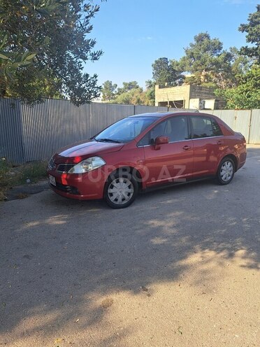 Nissan Tiida-9