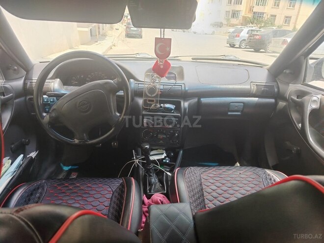 Opel Astra 1995, 350,000 km - 1.6 l - Bakı