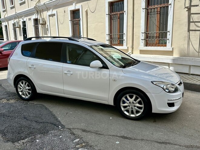 Hyundai i30 2009, 297,758 km - 1.6 л - Bakı