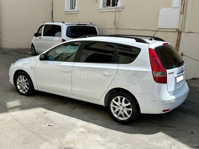 Hyundai i30 2009, 297,758 km - 1.6 л - Bakı