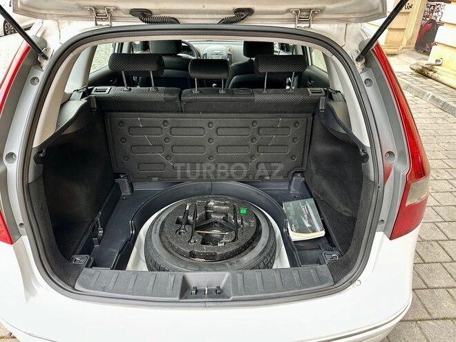 Hyundai i30 2009, 297,758 km - 1.6 л - Bakı