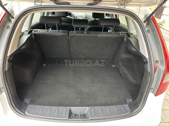 Hyundai i30 2009, 297,758 km - 1.6 л - Bakı