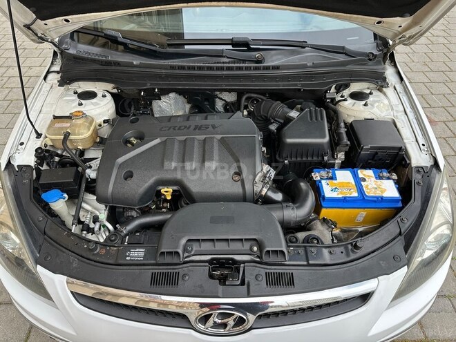Hyundai i30 2009, 297,758 km - 1.6 л - Bakı