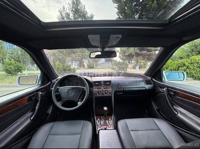 Mercedes C 230 2000, 278,000 km - 2.3 l - Saatlı