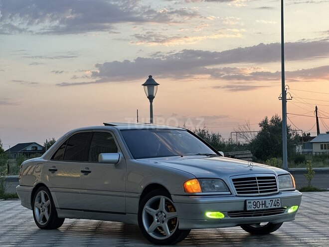 Mercedes C 230 2000, 278,000 km - 2.3 l - Saatlı