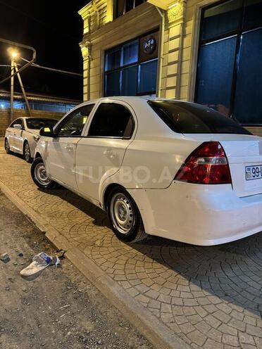 Chevrolet Aveo-3
