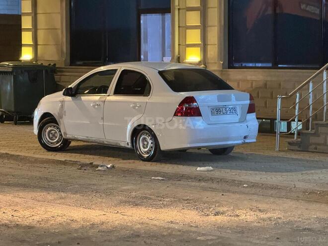 Chevrolet Aveo-4