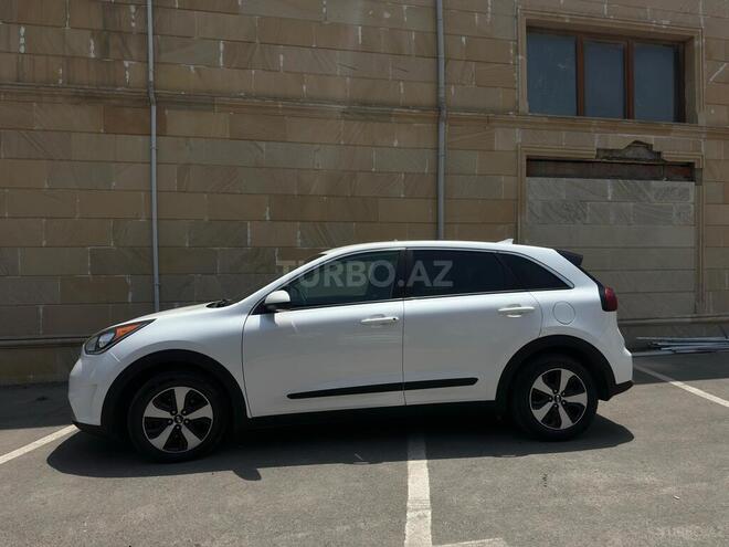 Kia Niro 2017, 130,000 km - 1.6 л - Bakı