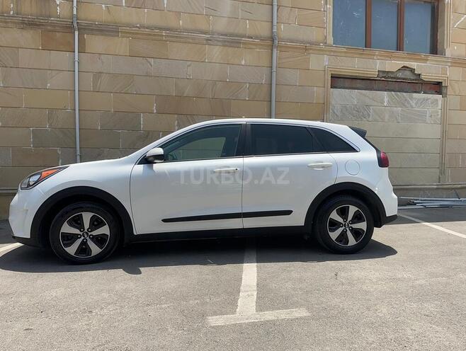 Kia Niro 2017, 130,000 km - 1.6 л - Bakı