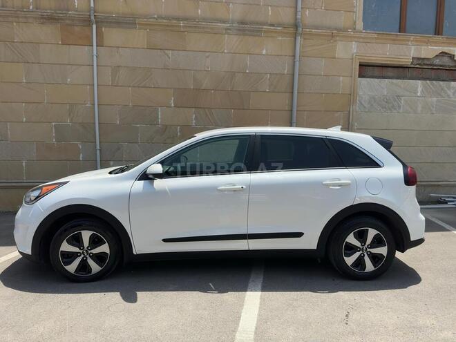 Kia Niro 2017, 130,000 km - 1.6 л - Bakı
