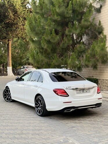 Mercedes E 300 2018, 144,010 km - 2.0 l - Masallı