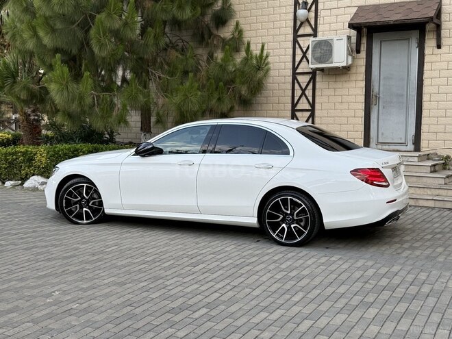 Mercedes E 300 2018, 144,010 km - 2.0 l - Masallı