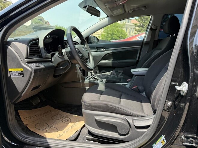 Hyundai Elantra 2018, 74,200 km - 2.0 l - Bakı