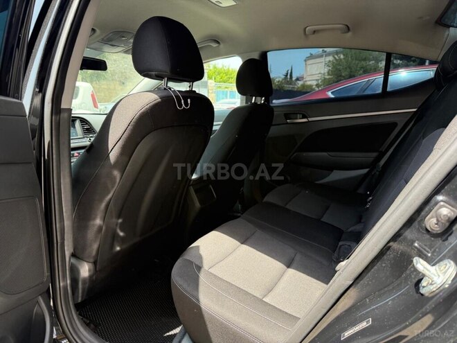 Hyundai Elantra 2018, 74,200 km - 2.0 l - Bakı