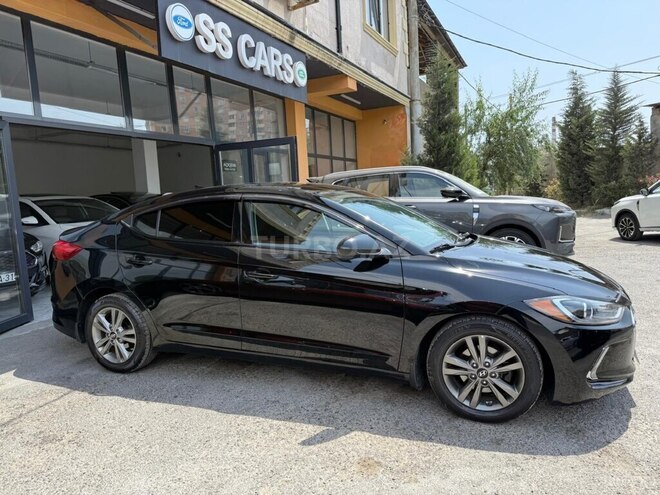 Hyundai Elantra 2018, 74,200 km - 2.0 l - Bakı