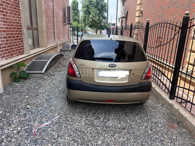 Kia Rio 2005, 234,740 km - 1.4 л - Masallı