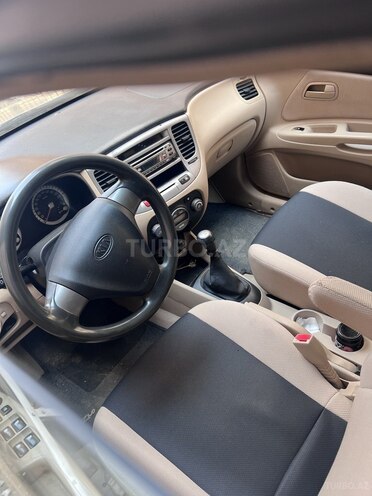 Kia Rio 2005, 234,740 km - 1.4 л - Masallı