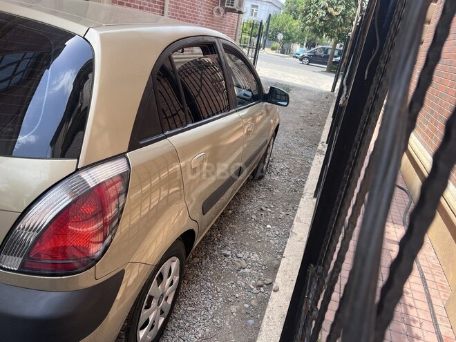 Kia Rio 2005, 234,740 km - 1.4 л - Masallı
